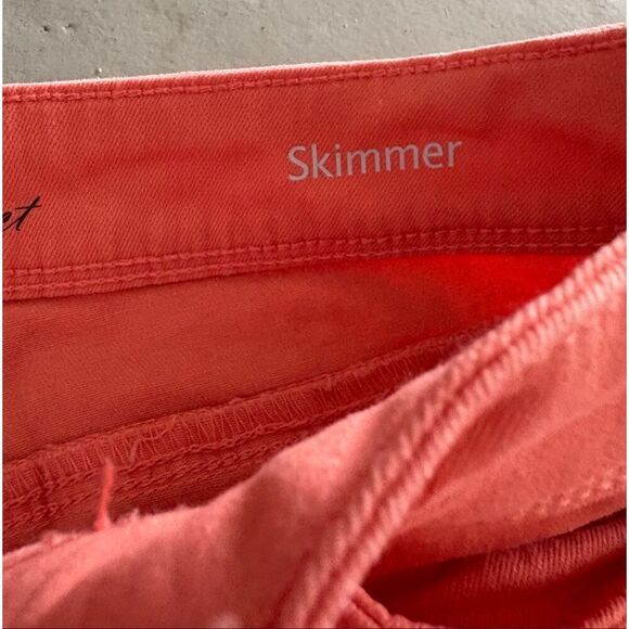 Gloria Vanderbilt Slimming Effect Capri size 12 - Picture 7 of 11